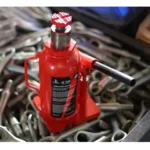Titan 20 Ton Vehicle Hydraulic Bottle Jack - Image 3